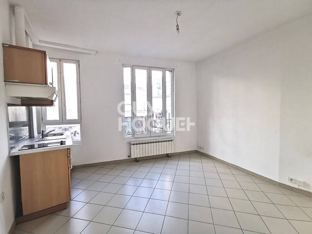 Appartement à FONTENAY-SOUS-BOIS