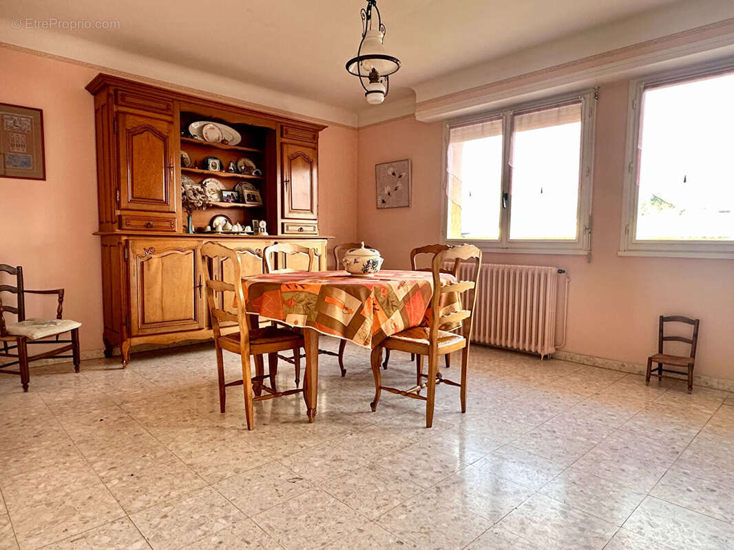 Maison à OLORON-SAINTE-MARIE
