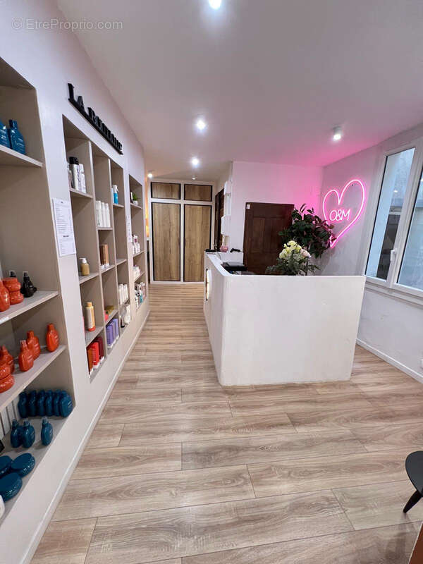 Commerce à AIX-EN-PROVENCE