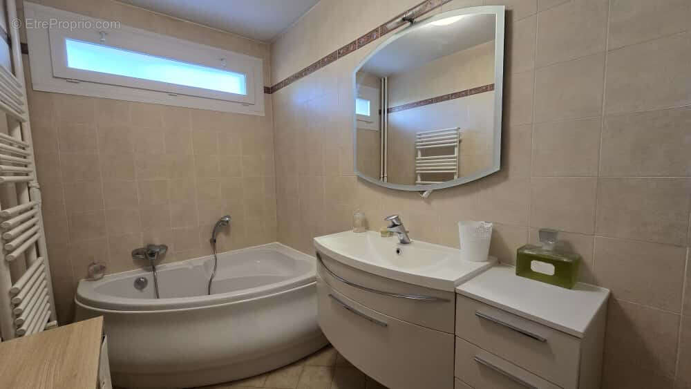 Appartement à FRANCHEVILLE