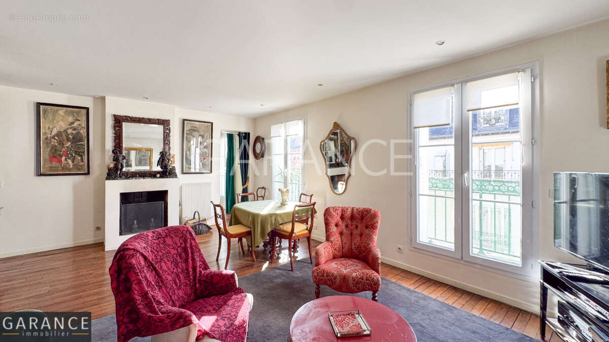 Appartement à PARIS-12E