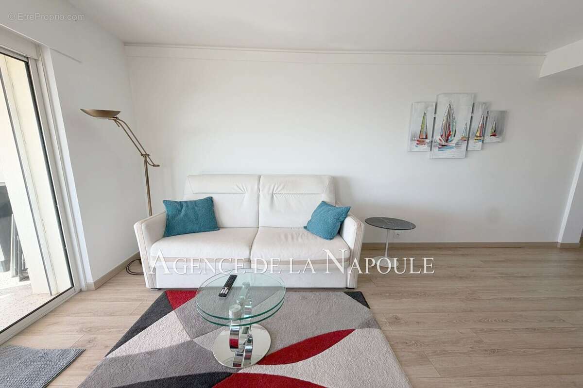 Appartement 53 m² à Mandelieu-La-Napoule  - photo 8
