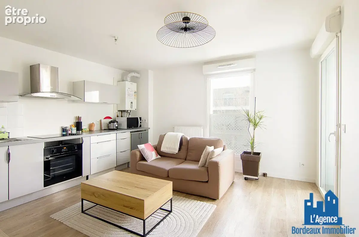 Exclusivité ! eysines - appartement t2 de 41 m²  +  loggia + une place de parking. benoit trement - o6.51.26.22.32 - photo 2