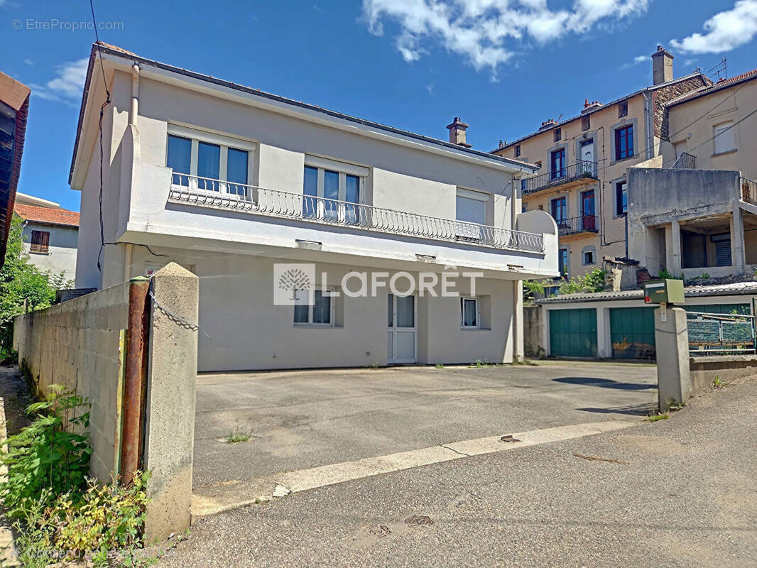Maison à LA RICAMARIE