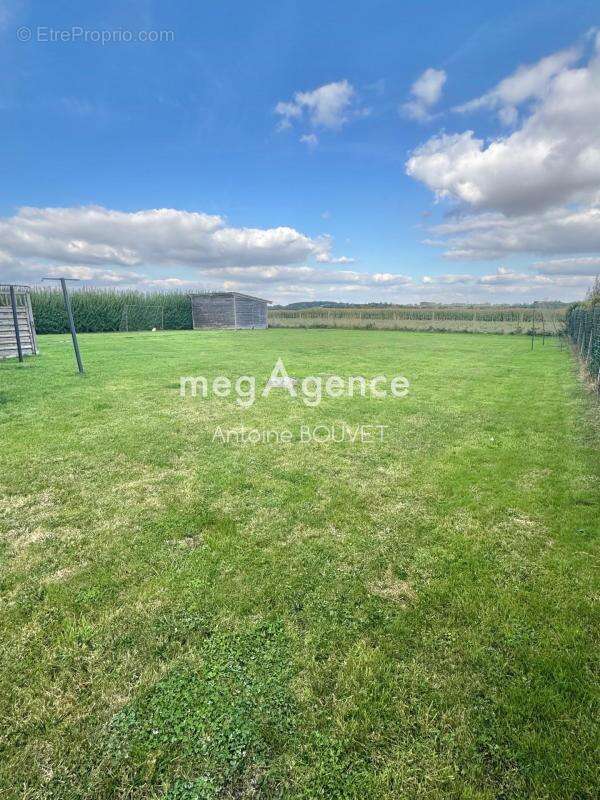 Maison à DOMART-EN-PONTHIEU