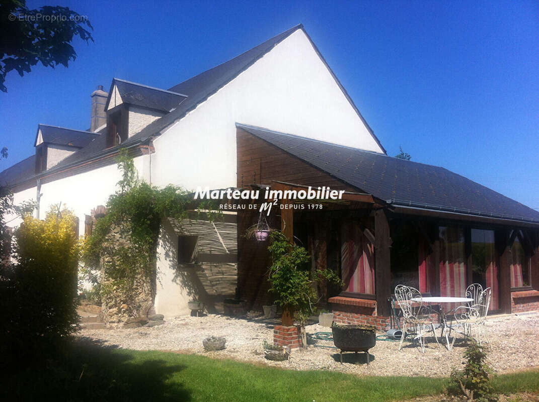 Maison à SARGE-SUR-BRAYE