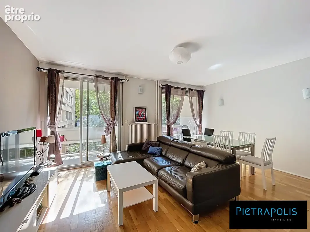 Appartement à LYON-8E