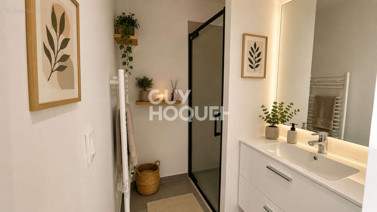 Appartement à MEZE
