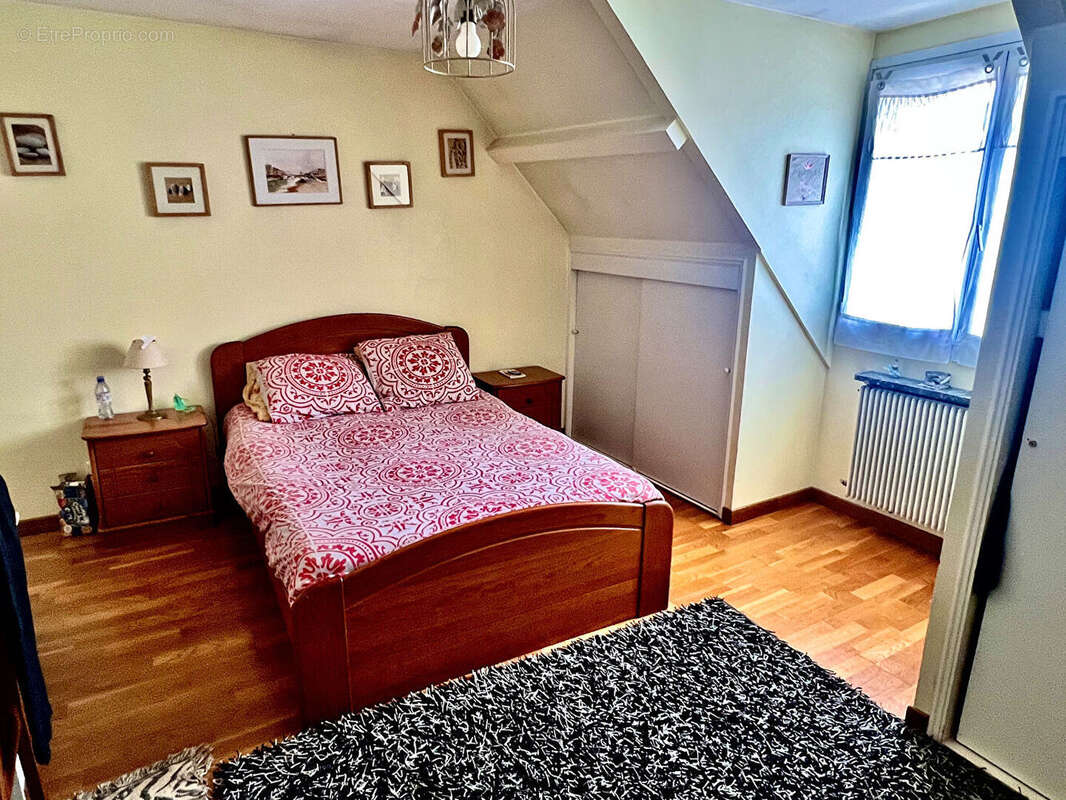 Maison à HOUILLES