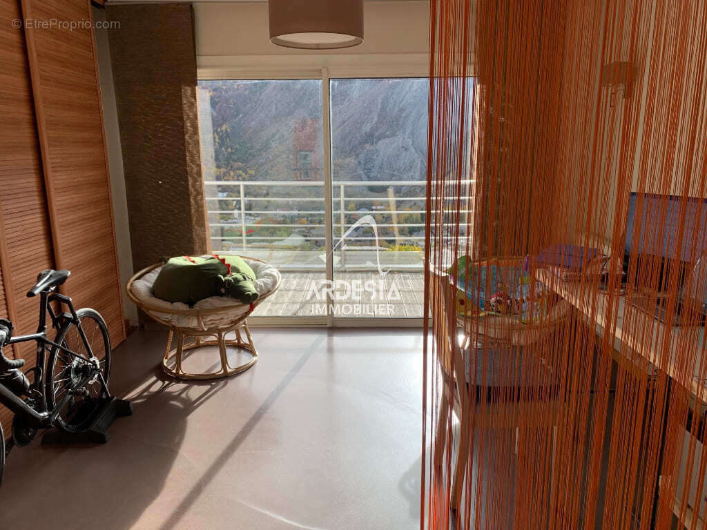 Maison à SAINT-MICHEL-DE-MAURIENNE