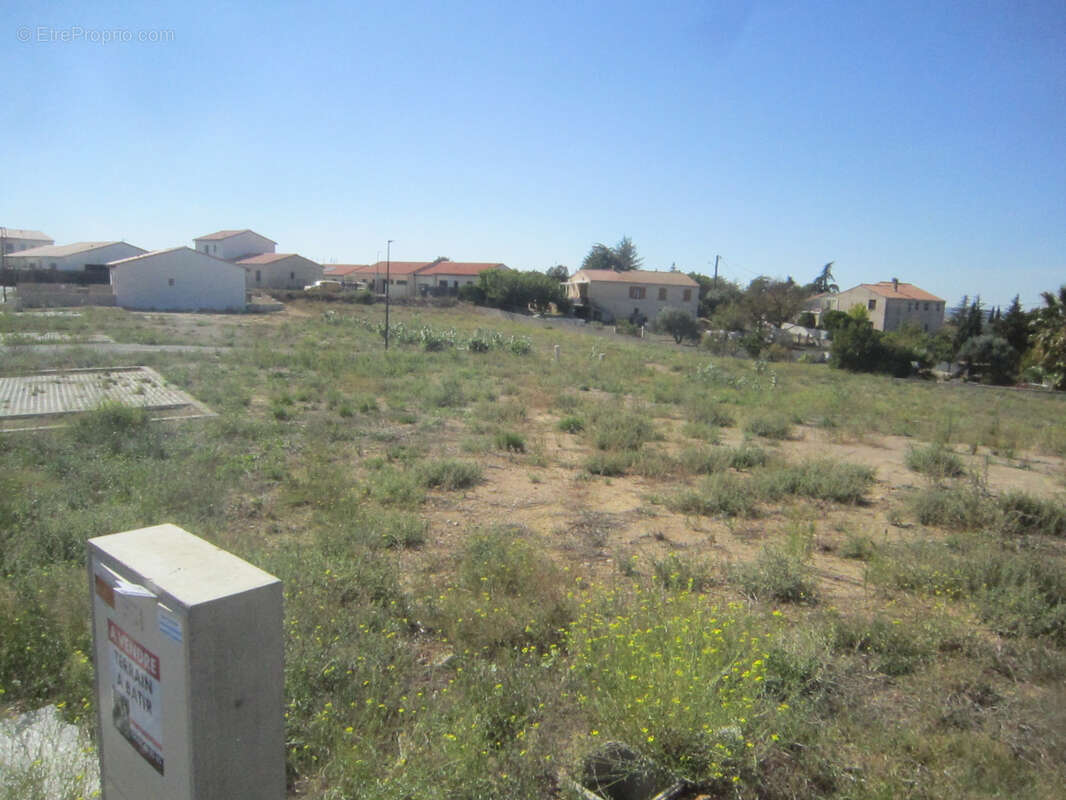 Terrain à MARCORIGNAN