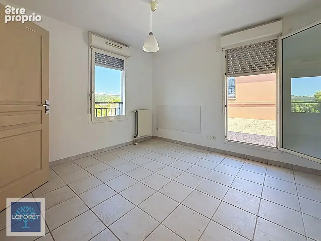 Appartement dernier étage  de 93 m² Traversant, double terrasse - photo 6
