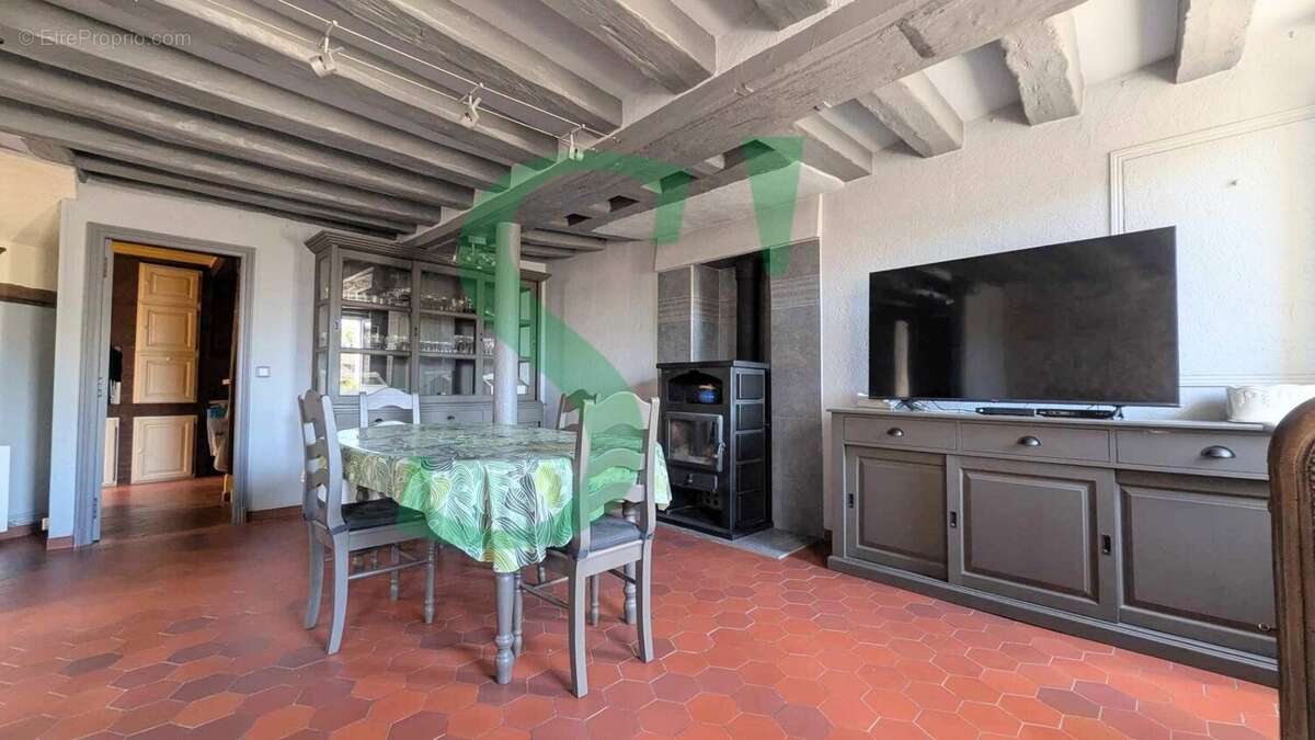 Maison à CHAUMONT-EN-VEXIN