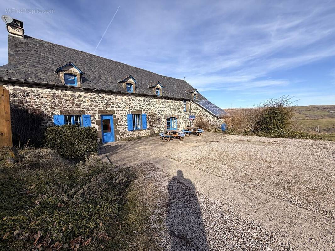 Maison à SAINT-BONNET-DE-CONDAT