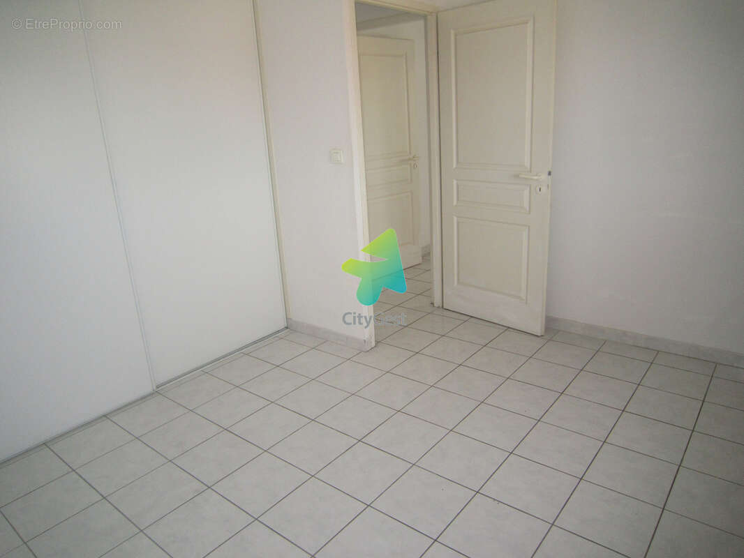 Narbonne, appartement type 3 loggia - photo 11