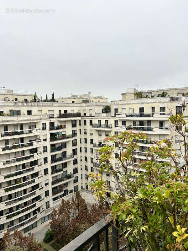 Appartement à LEVALLOIS-PERRET