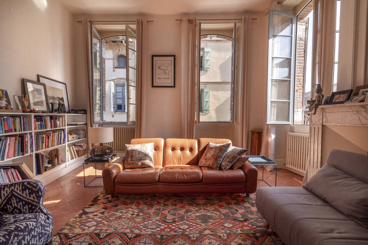 Maison à BEAUMONT-DE-LOMAGNE