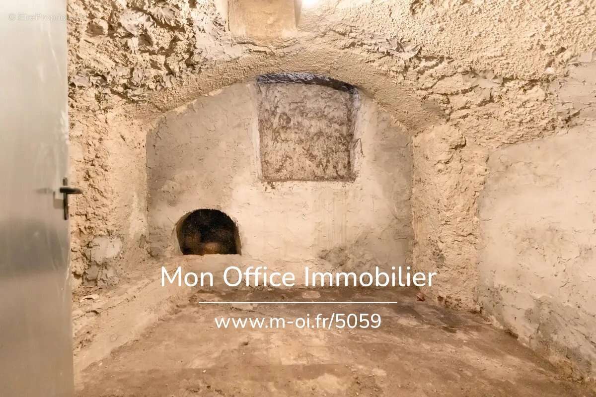 Référence : 6846-ETH - Lot de 4 Caves - 64m2 - Centre ville historique - Aix-en-Provence - 13100 - photo 4
