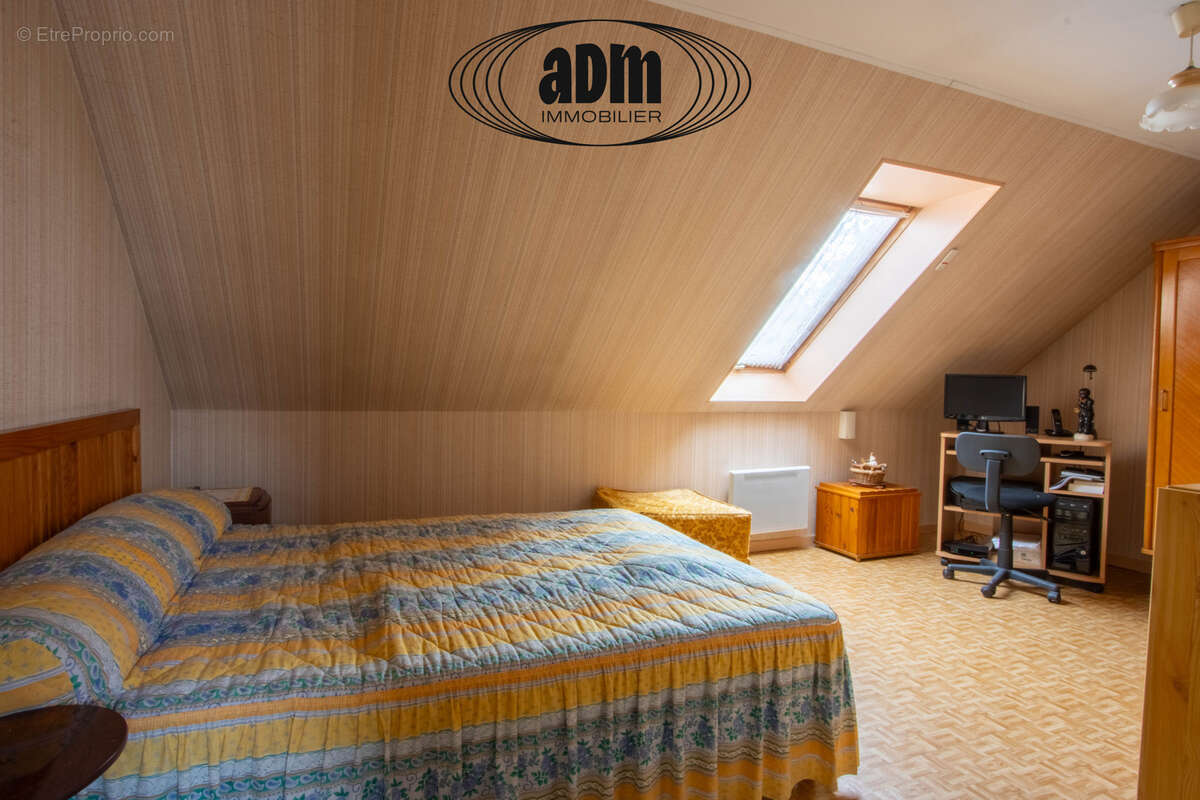 Maison à COULOMBS-EN-VALOIS