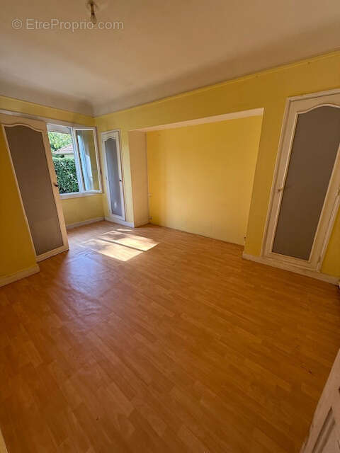 Maison à SAINT-AIGULIN