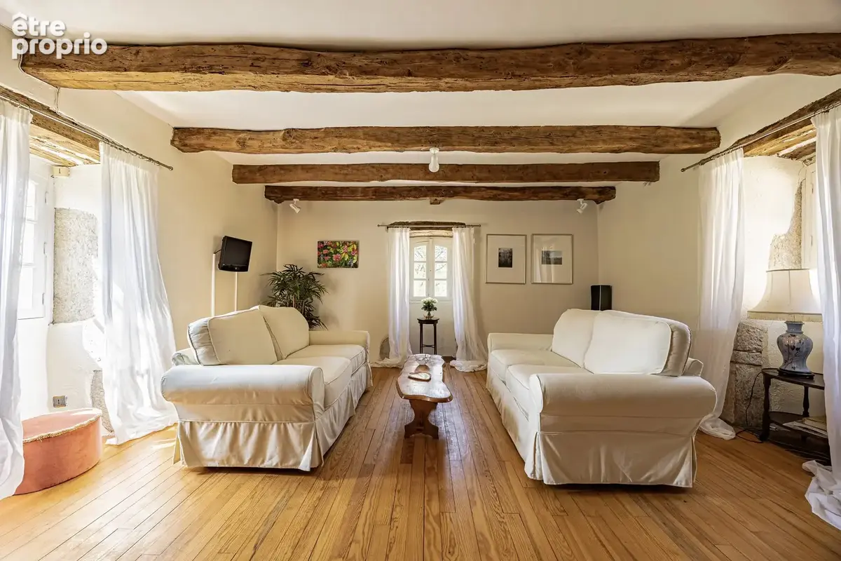 À 10 minutes de Cahors : belle propriété en pierre avec 3 chambres, une annexe et une piscine - photo 5