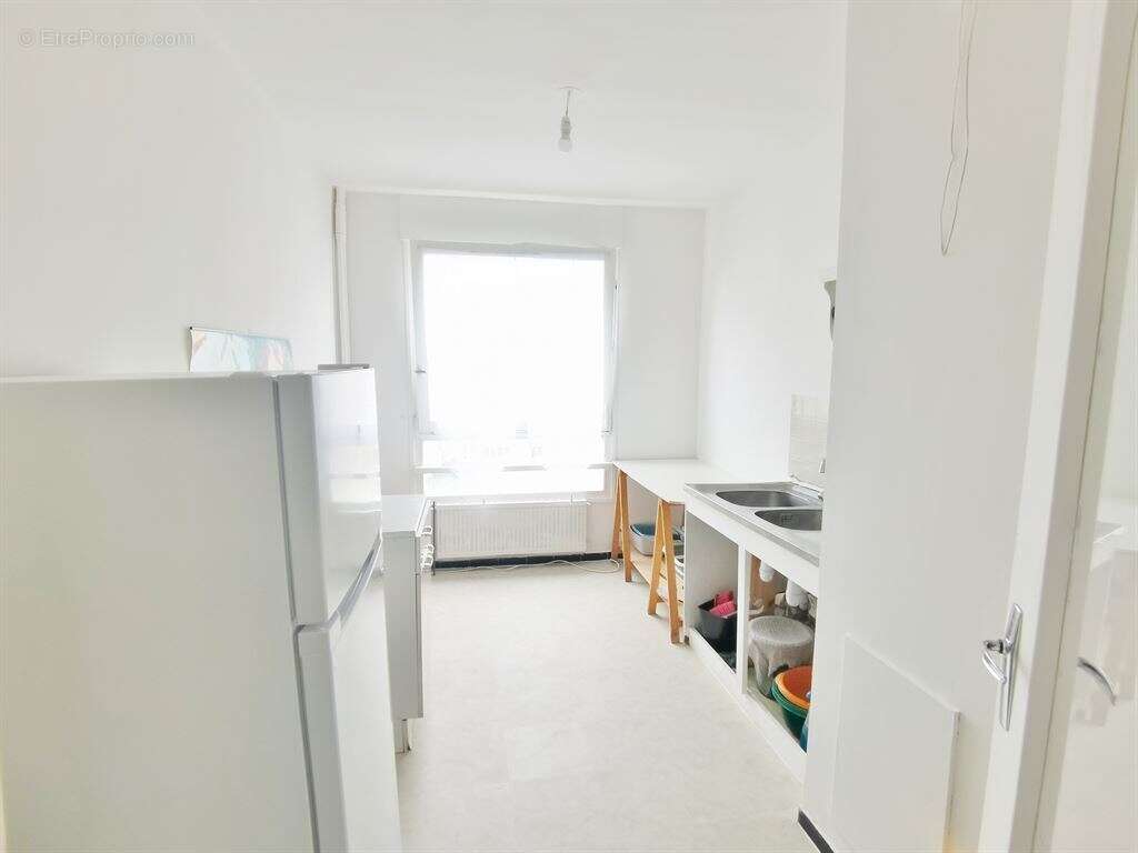 Appartement à PARIS-19E