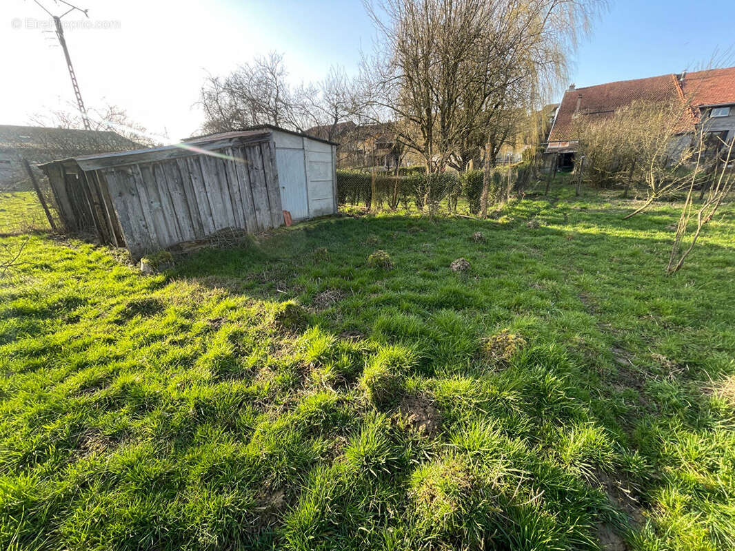 Maison à AZERAILLES