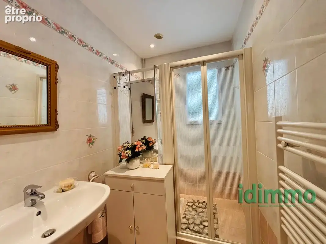 Superbe villa bourgeoise de style rethais de 180 m2 sur un terrain clos et arbore de 1122 m2. a 15 mn de la - photo 23