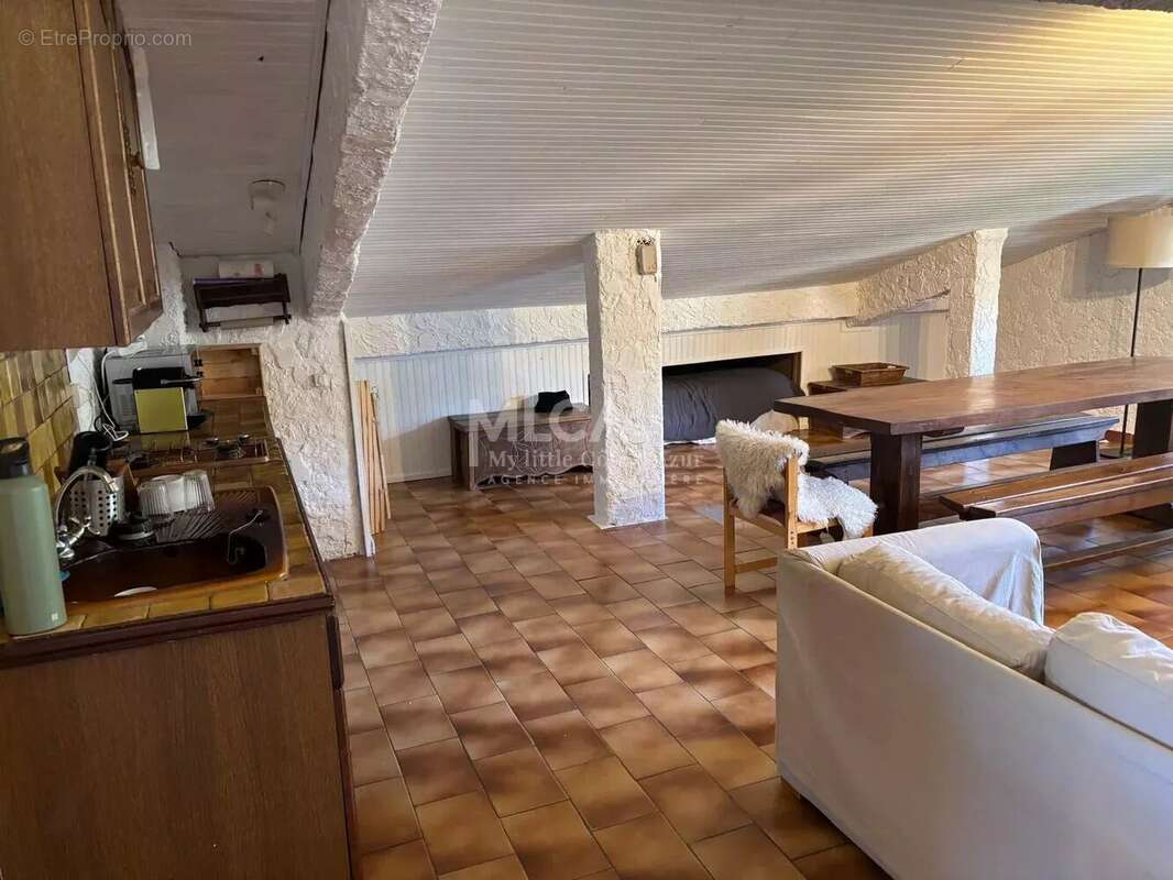 Appartement à SAINT-ETIENNE-DE-TINEE