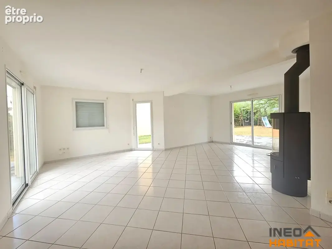 Maison Contemporaine  Langan 6 pièce(s) 133 m2 - photo 6