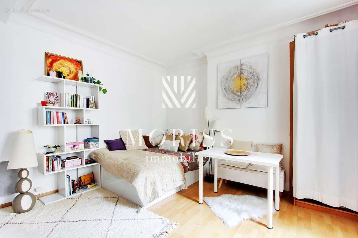 Appartement à PARIS-11E