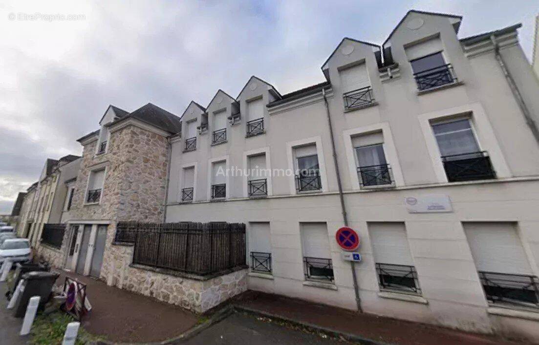 Appartement à LE PLESSIS-PATE