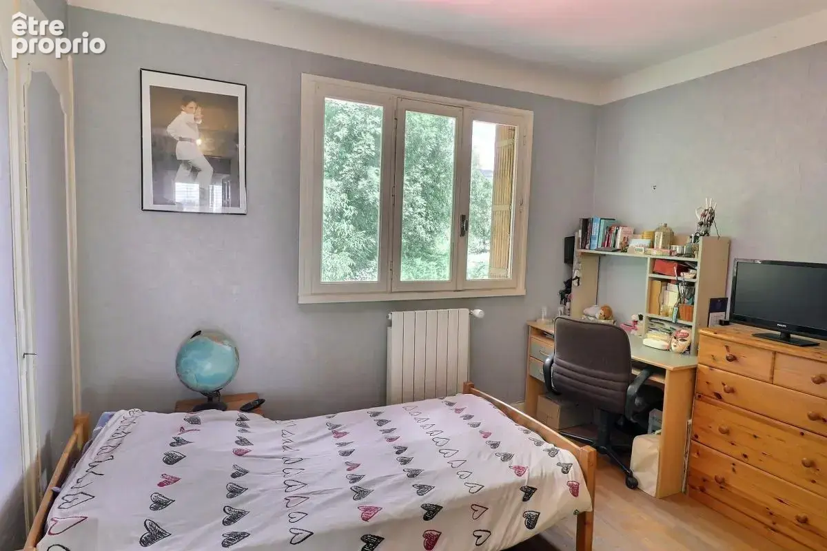 Tènement immobilier avec étang - photo 8