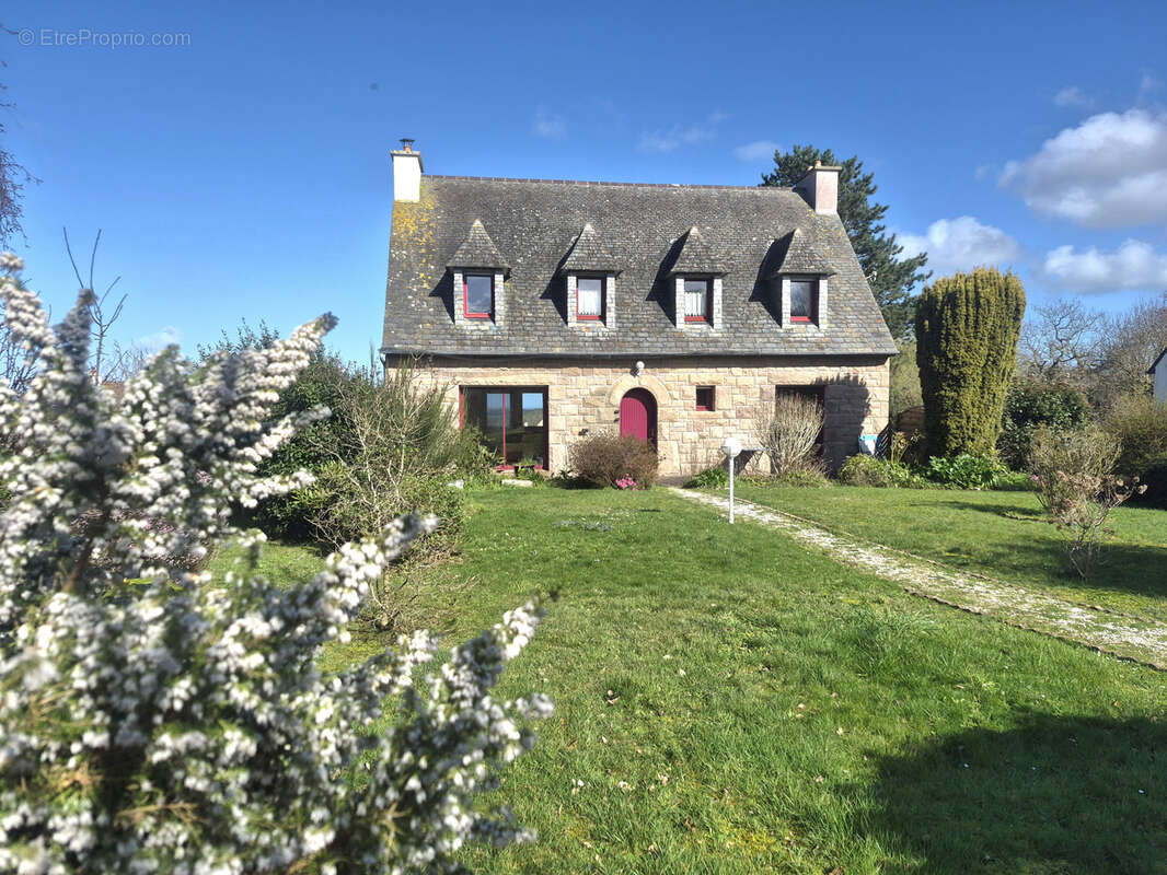 Maison à PLEUMEUR-BODOU