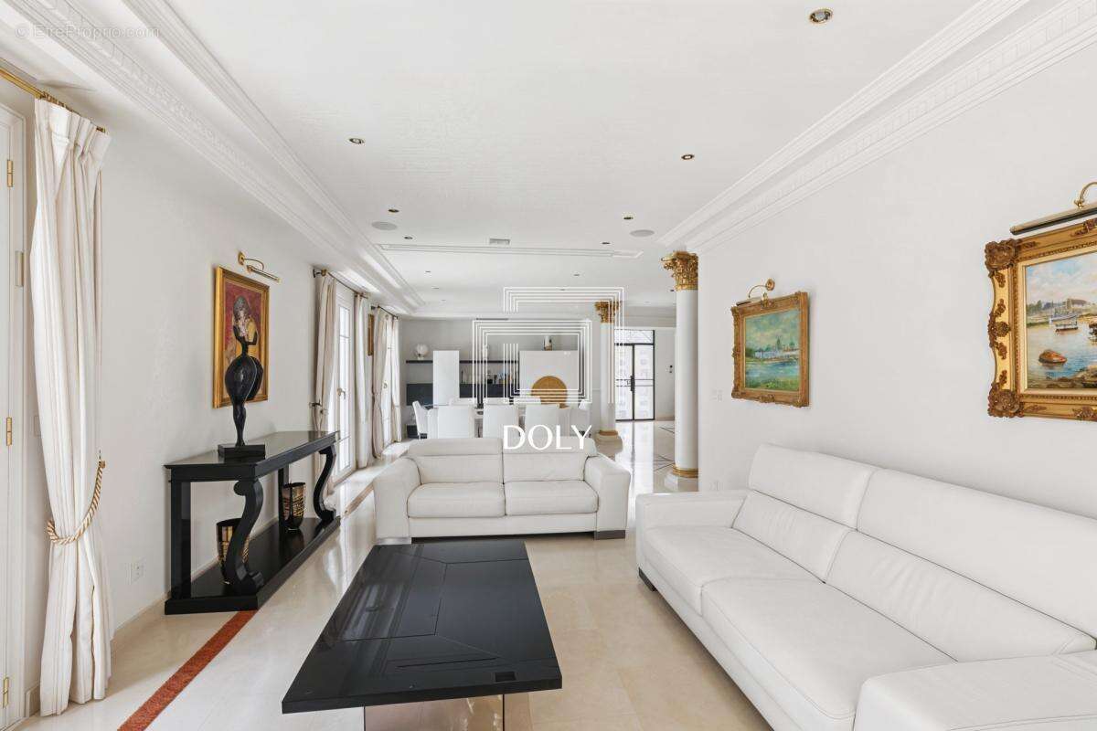 Maison à CANNES