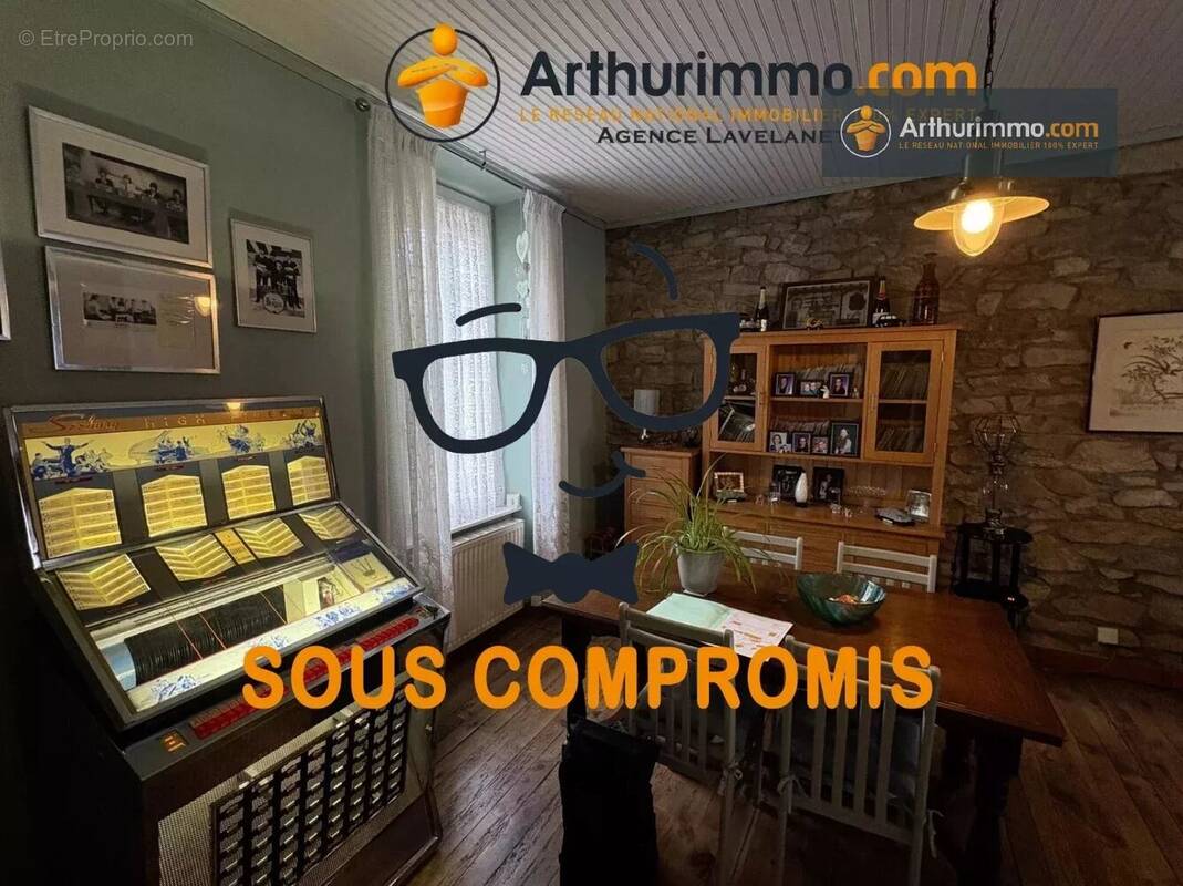 Maison à L&#039;AIGUILLON