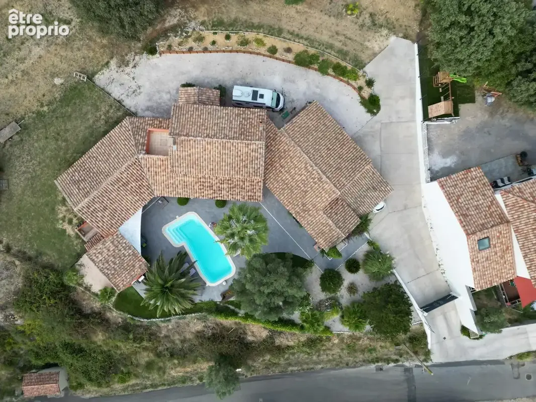Maison 8 pièces 229 m² à vendre à Campagnan (34230) - photo 2