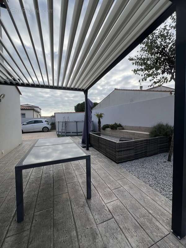 Villa 3 faces avec double garage - photo 13