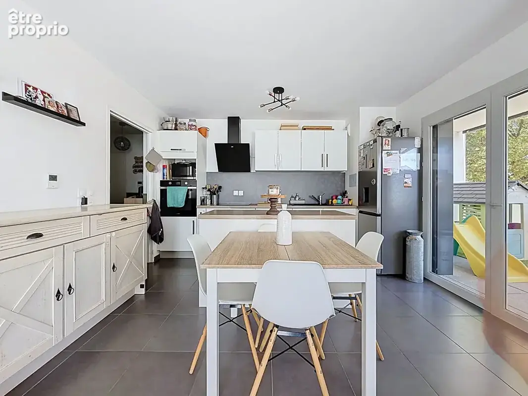 Photo Appartement à Rillieux-La-Pape au prix de 279 000€