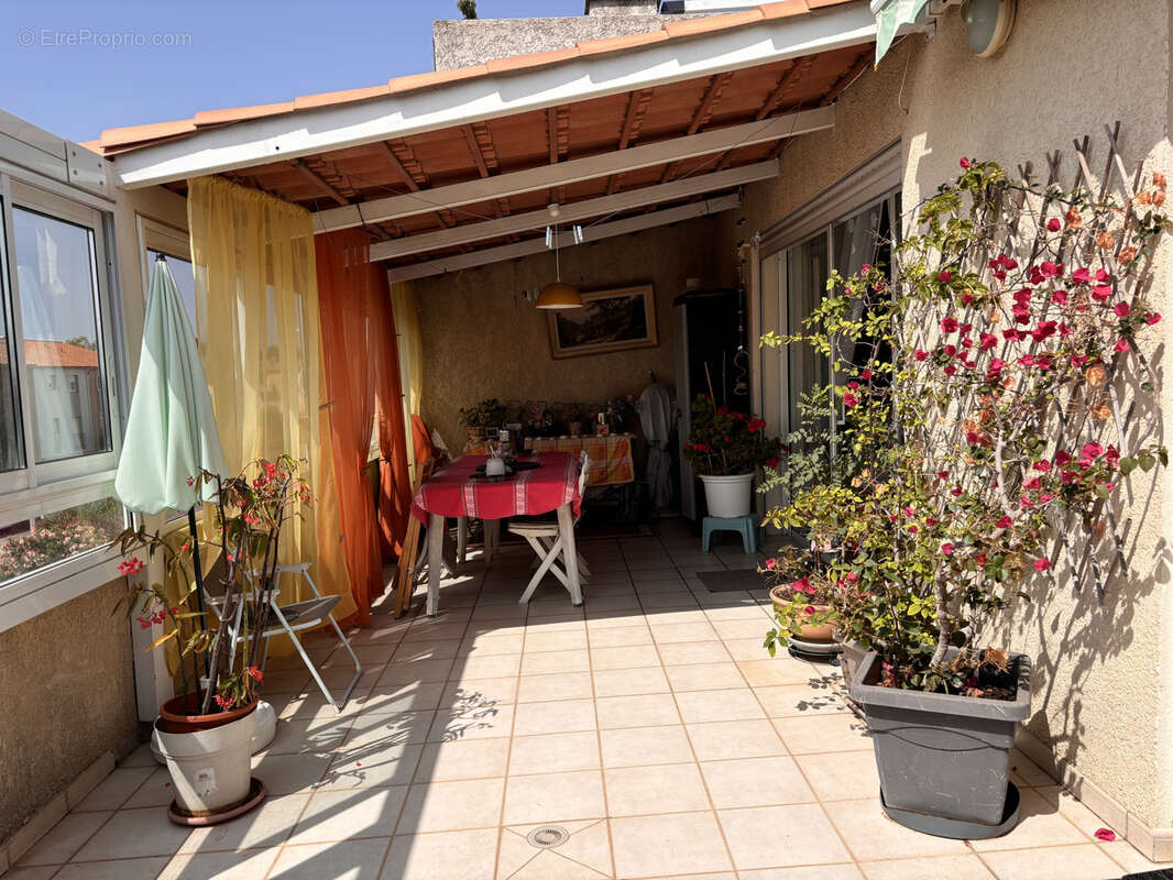 EXCLUSIVITE ! PERPIGNAN SUD-EST : Appartement, dernier étage, terrasse, garage - photo 4
