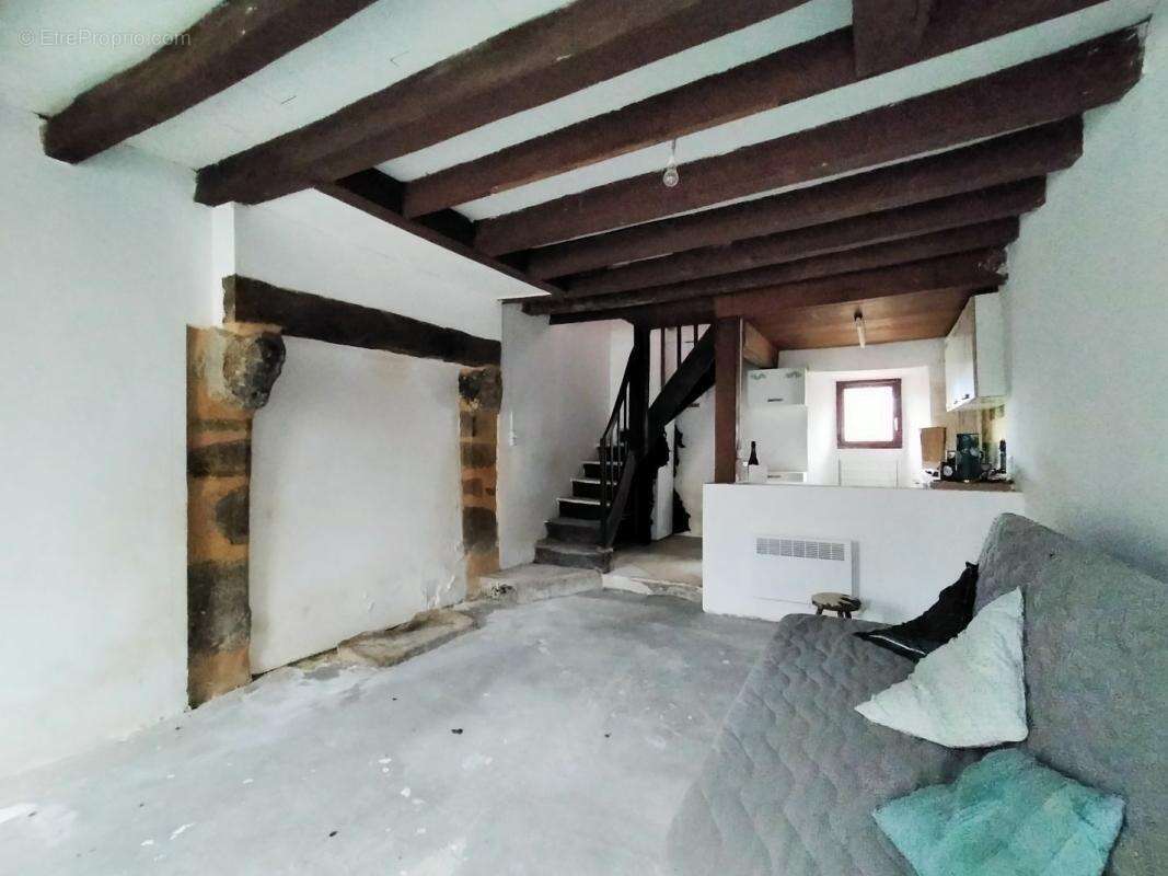 Maison à SAINT-MARS-DU-DESERT