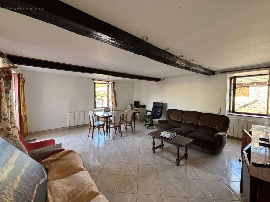 Maison à CHENELETTE