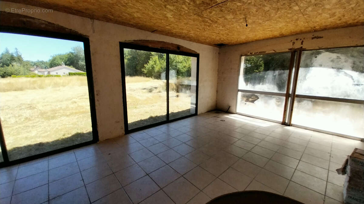Maison à COURSAC
