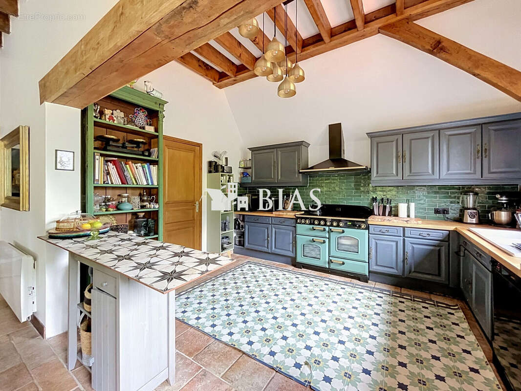 Maison 211 m² à La Neuville-Du-Bosc  - photo 9