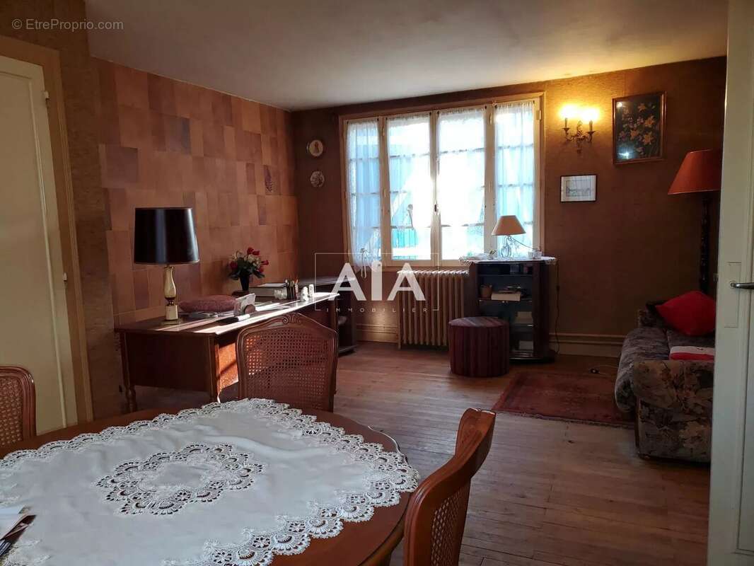 Maison à VERTEUIL-SUR-CHARENTE