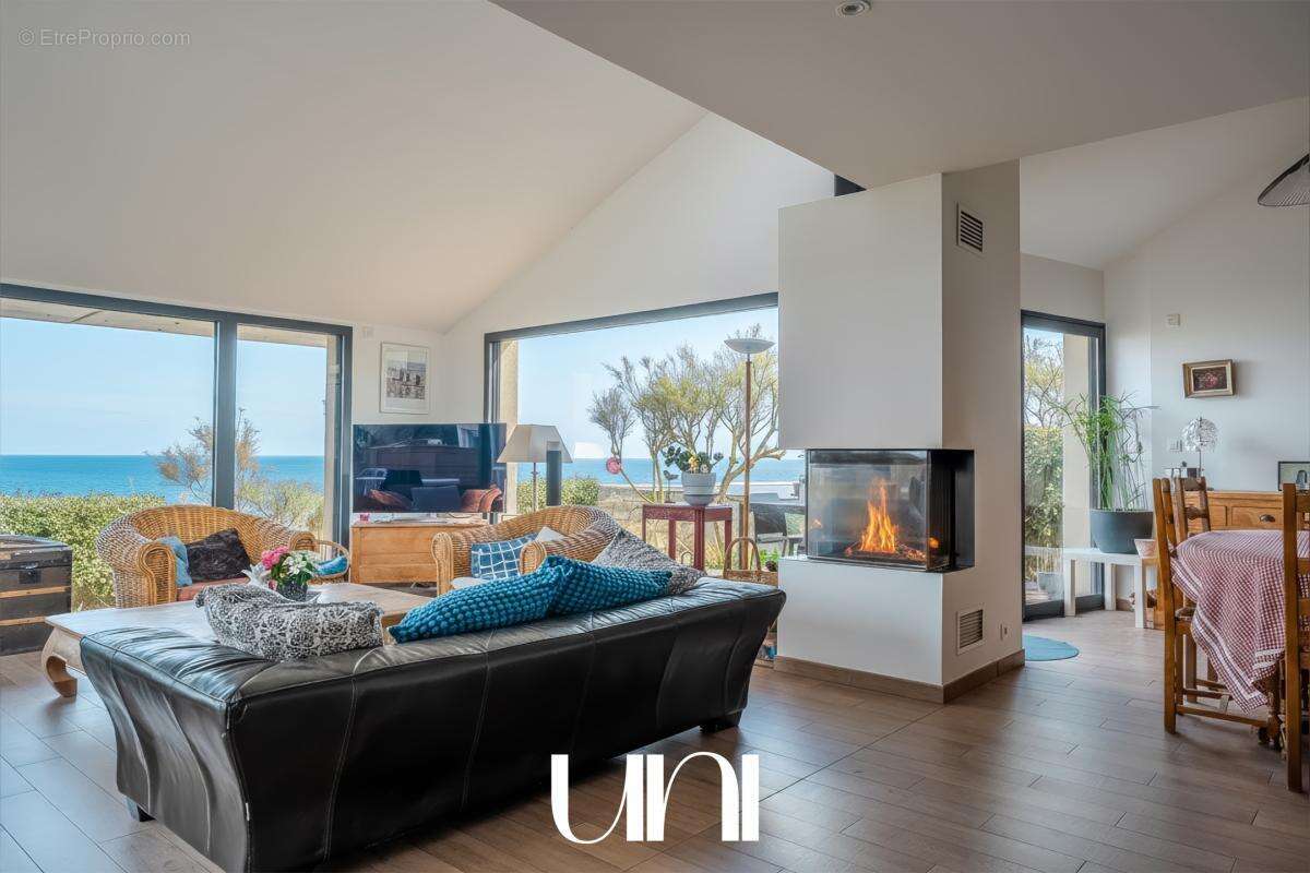 Maison à LUC-SUR-MER