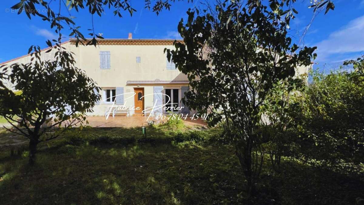 Maison à MONTELIMAR