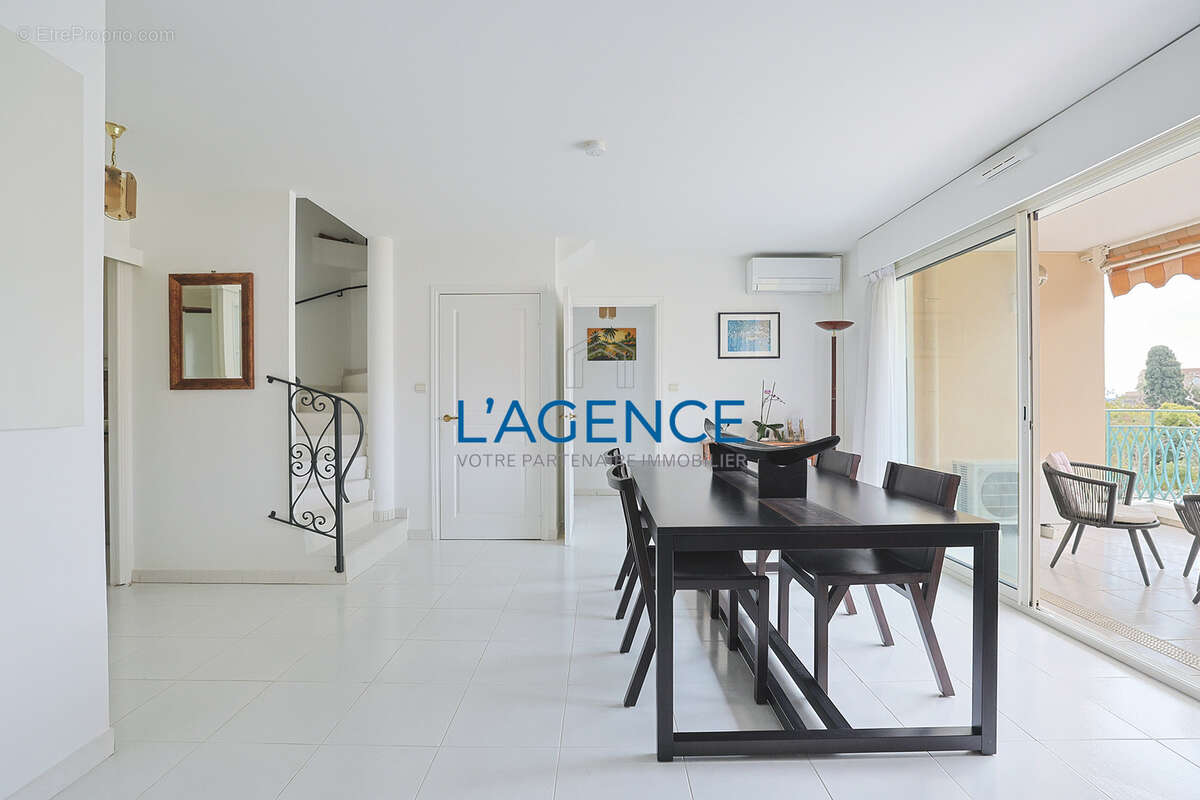 Appartement à HYERES