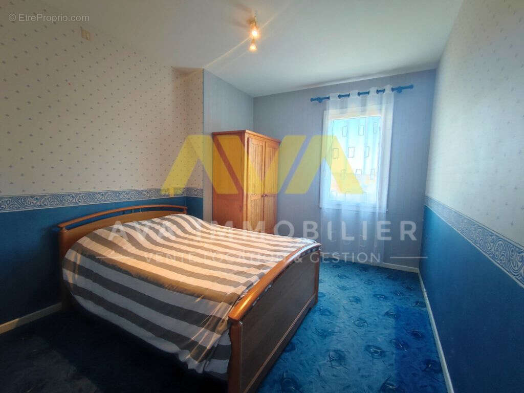 Maison à LAHOURCADE