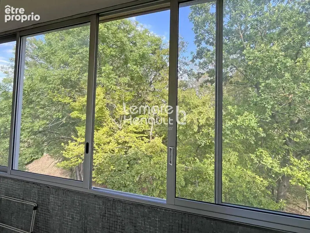 F3 64 m² avec balcon, garage et cave - photo 9